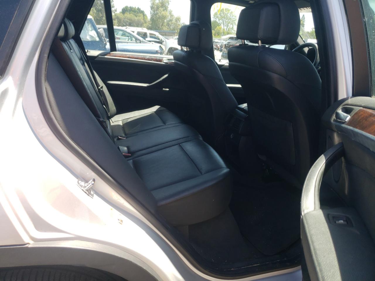 Photo 6 from auction – 2008 BMW X5 4.8I with VIN 5UXFE83598L165152