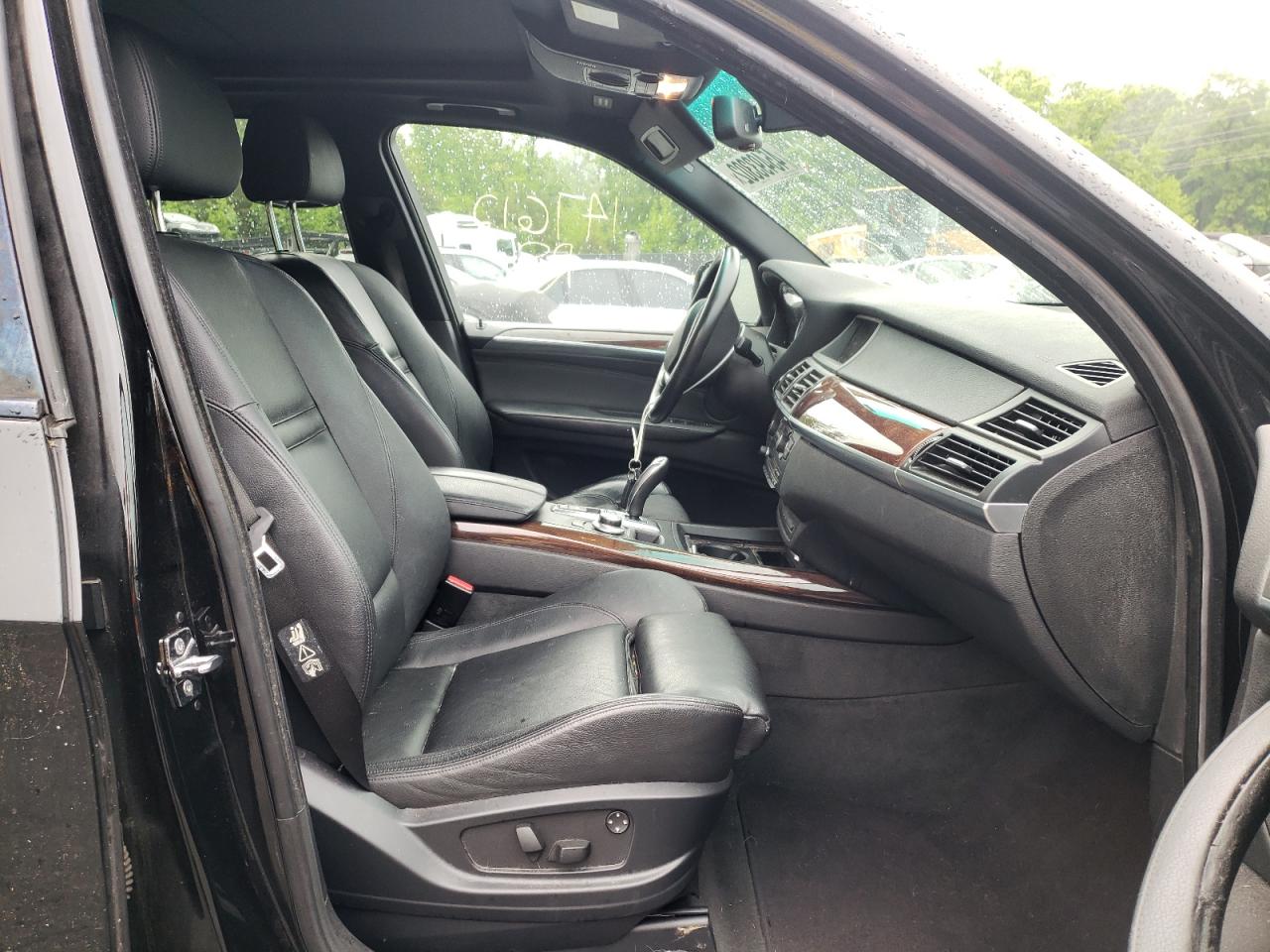 Photo 5 from auction – 2007 BMW X5 4.8I with VIN 4USFE83557LY64773