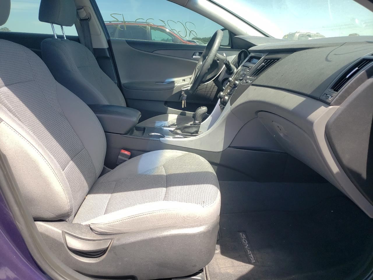 Photo 5 from auction – 2013 HYUNDAI SONATA GLS with VIN 5NPEB4AC8DH521220