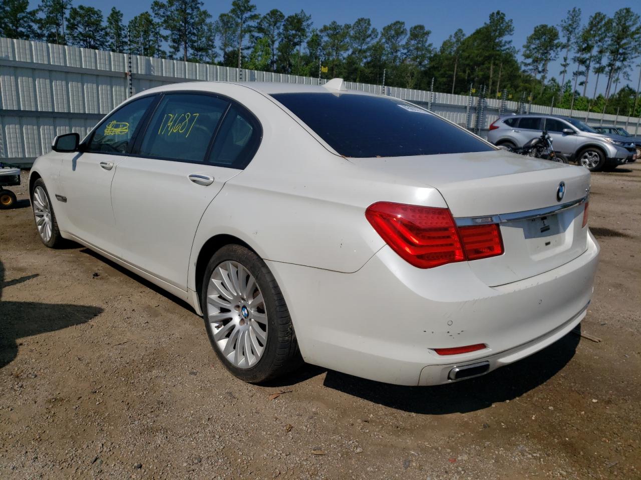 Photo 3 from auction – 2010 BMW 750 LI with VIN WBAKB8C55ACY62815