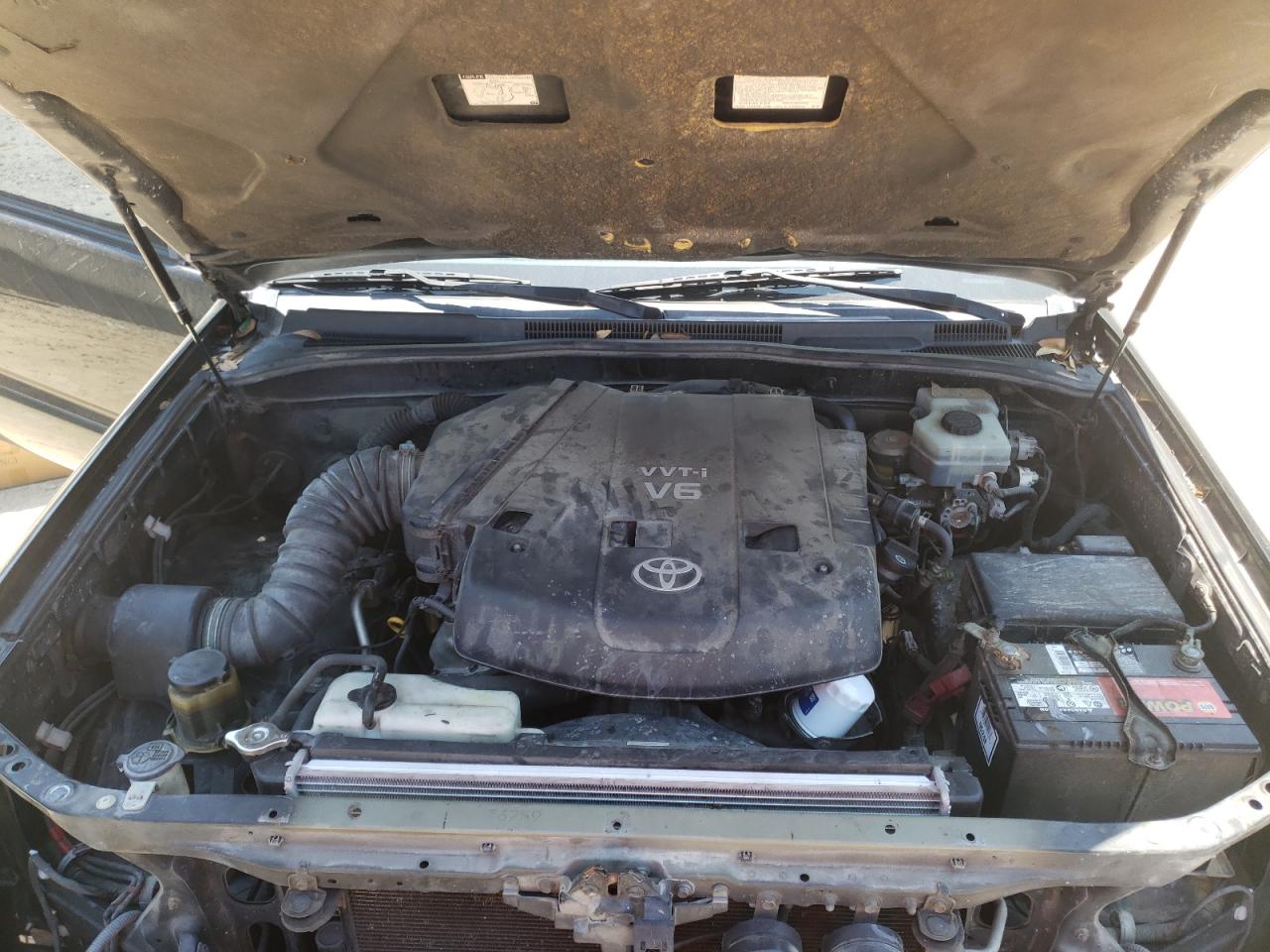 Photo 7 from auction – 2004 TOYOTA 4RUNNER SR with VIN JTEZU14RX40033079