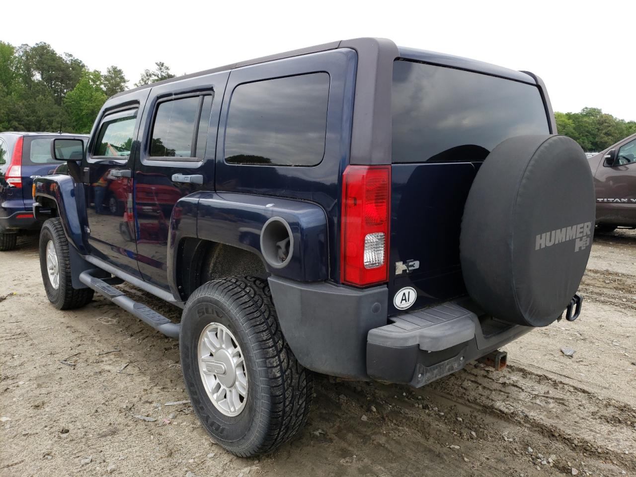 Photo 3 from auction – 2007 HUMMER H3 with VIN 5GTDN13E878168201