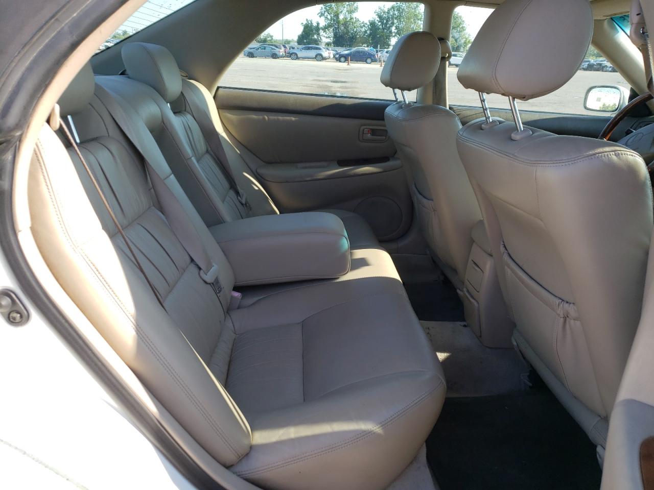 Photo 6 from auction – 2001 LEXUS ES 300 with VIN JT8BF28G910307476
