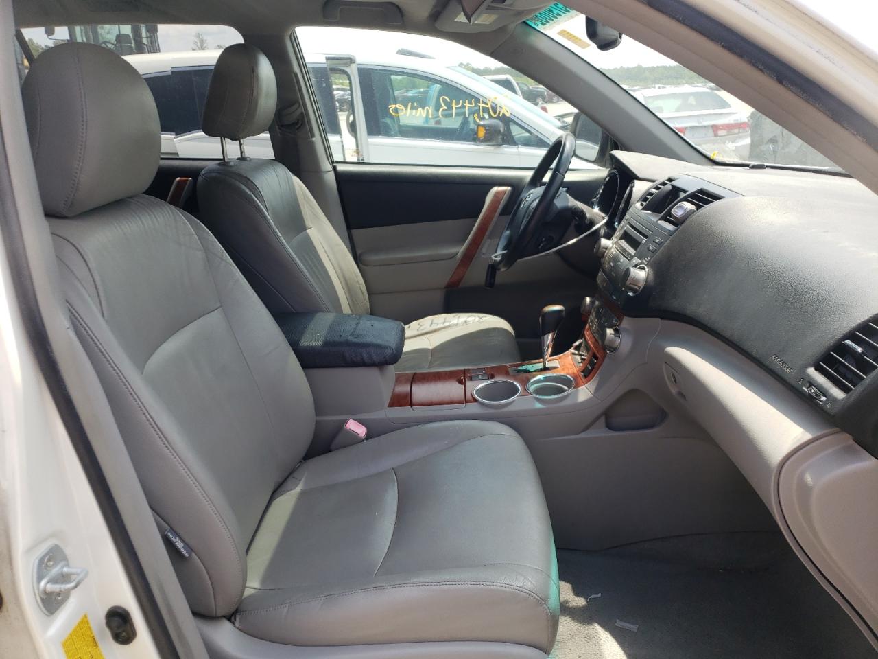 Photo 5 from auction – 2008 TOYOTA HIGHLANDER with VIN JTEDS42AX82012306