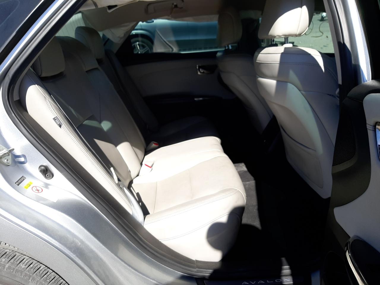 Photo 6 from auction – 2016 TOYOTA AVALON HYB with VIN 4T1BD1EB2GU048515