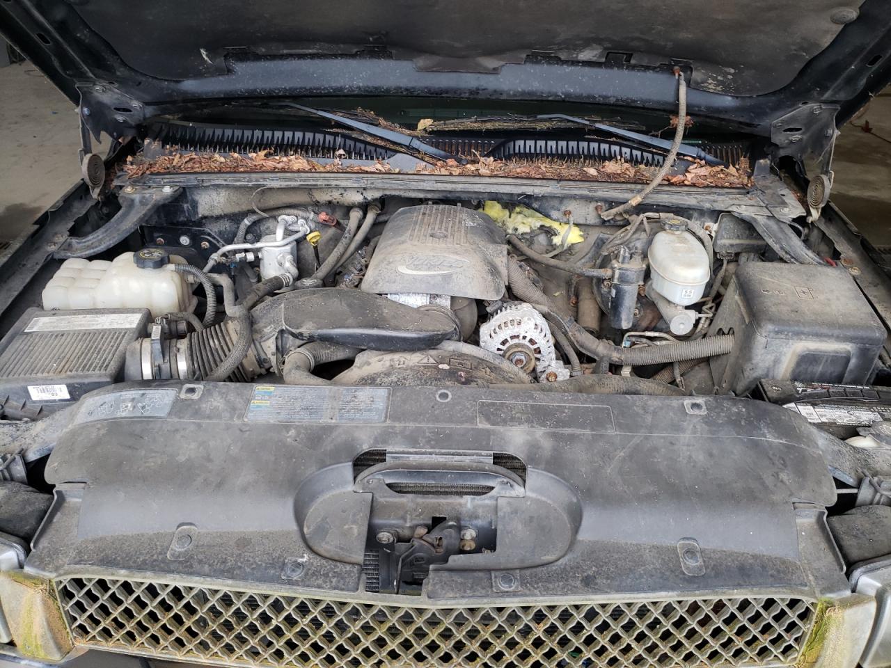 Photo 7 from auction – 2004 CHEVROLET SILVERADO with VIN 1GCEK19T44E193412