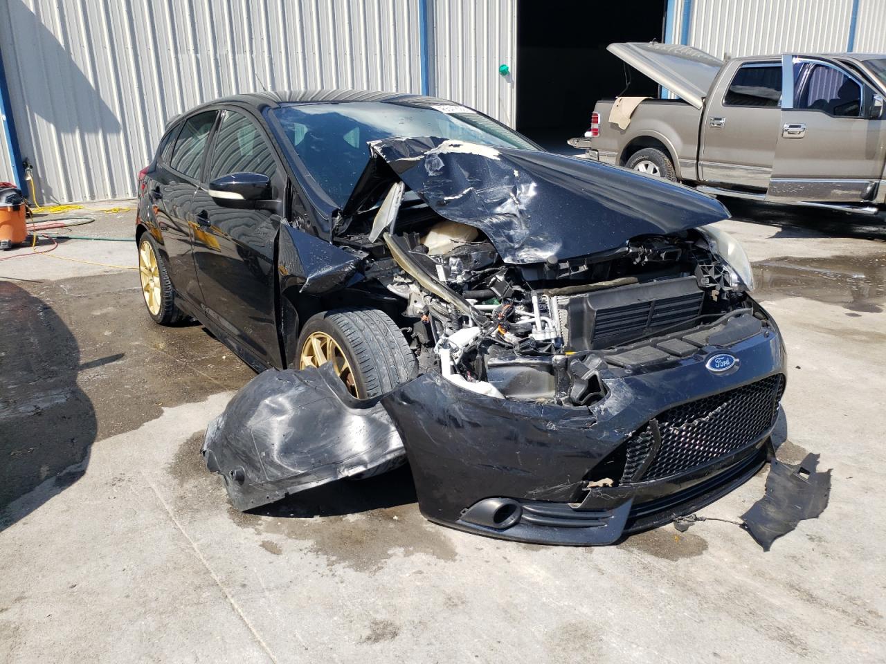 Photo 17 from auction – 2014 FORD FOCUS ST with VIN 1FADP3L90EL165471