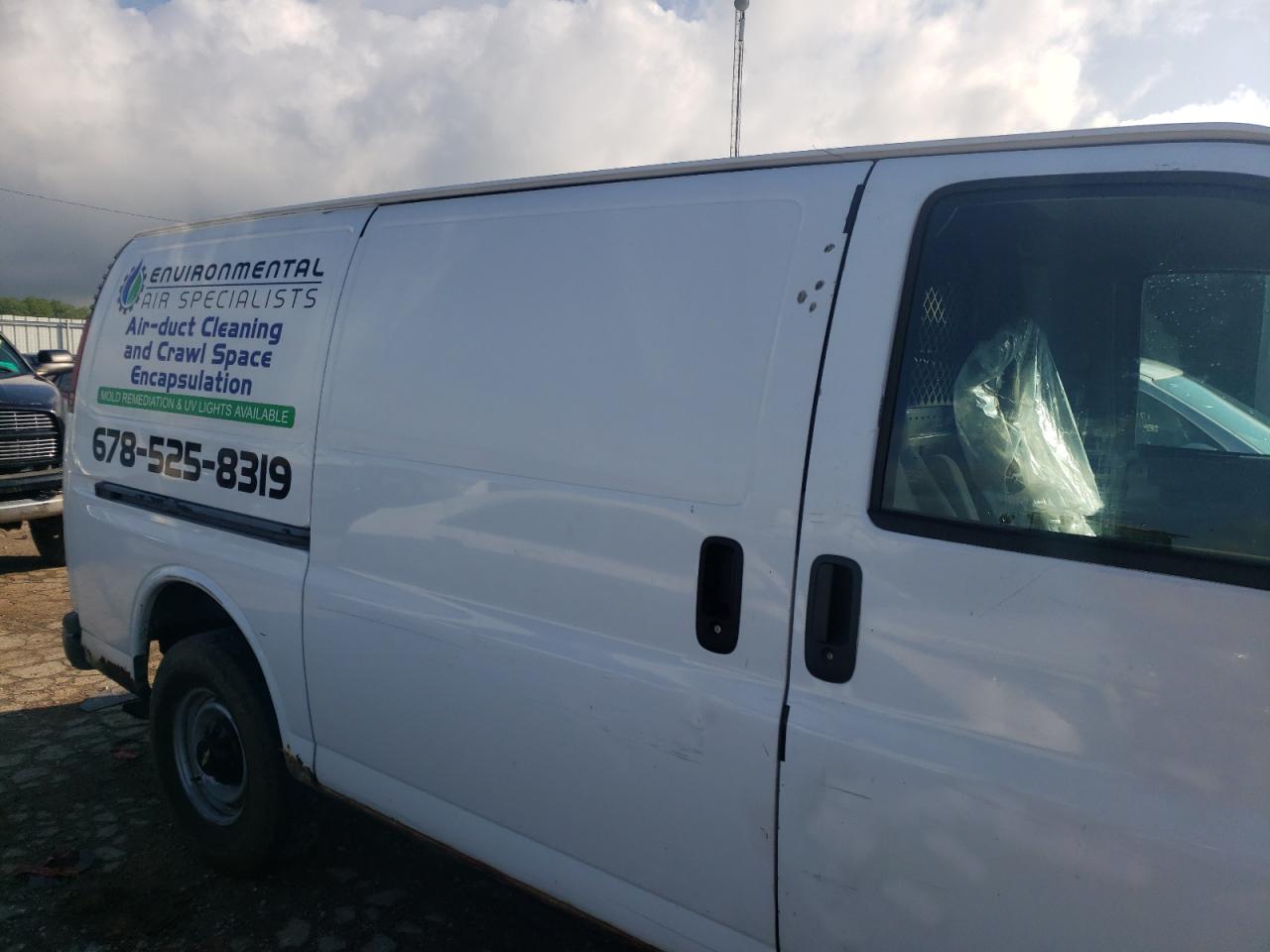Photo 6 from auction – 2002 CHEVROLET EXPRESS G3 with VIN 1GCHG35R521185537