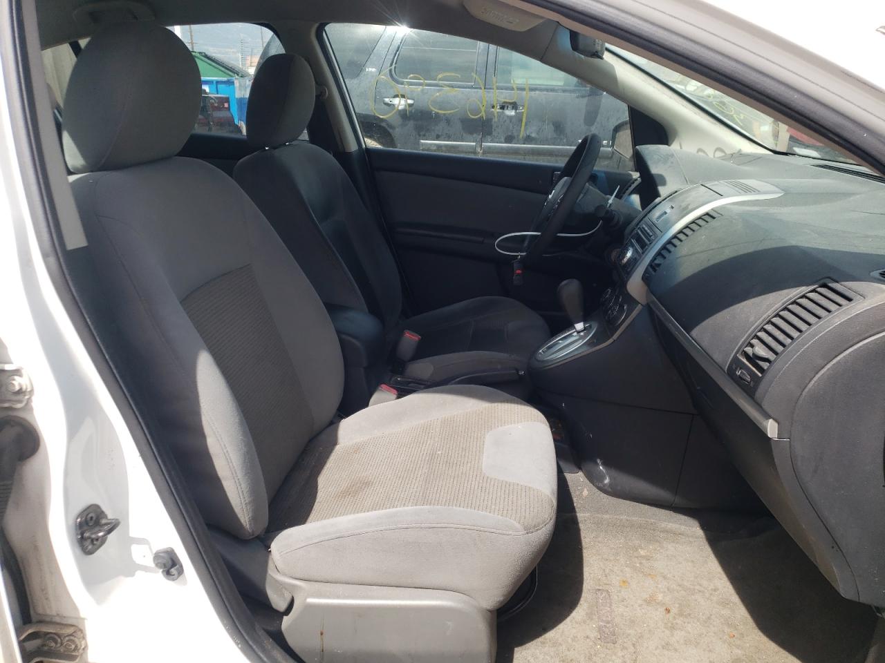 Photo 5 from auction – 2010 NISSAN SENTRA with VIN 3N1AB6AP0AL659300