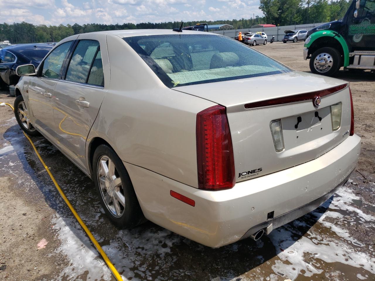 Photo 3 from auction – 2007 CADILLAC STS with VIN 1G6DW677370166225