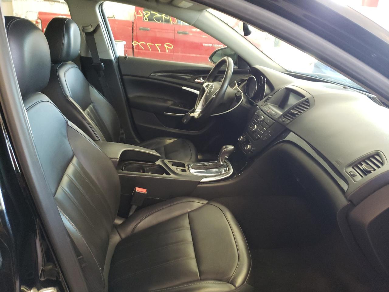Photo 5 from auction – 2013 BUICK REGAL PREM with VIN 2G4GS5EV1D9190196