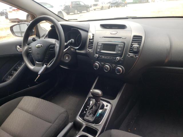 Photo 9 from auction – 2017 KIA FORTE LX with VIN 3KPFK4A70HE026348