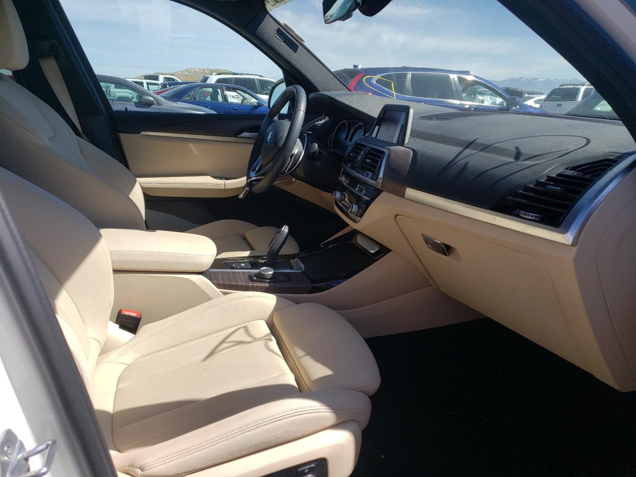 Photo 5 from auction – 2019 BMW X3 XDRIVE3 with VIN 5UXTR9C58KLR06492