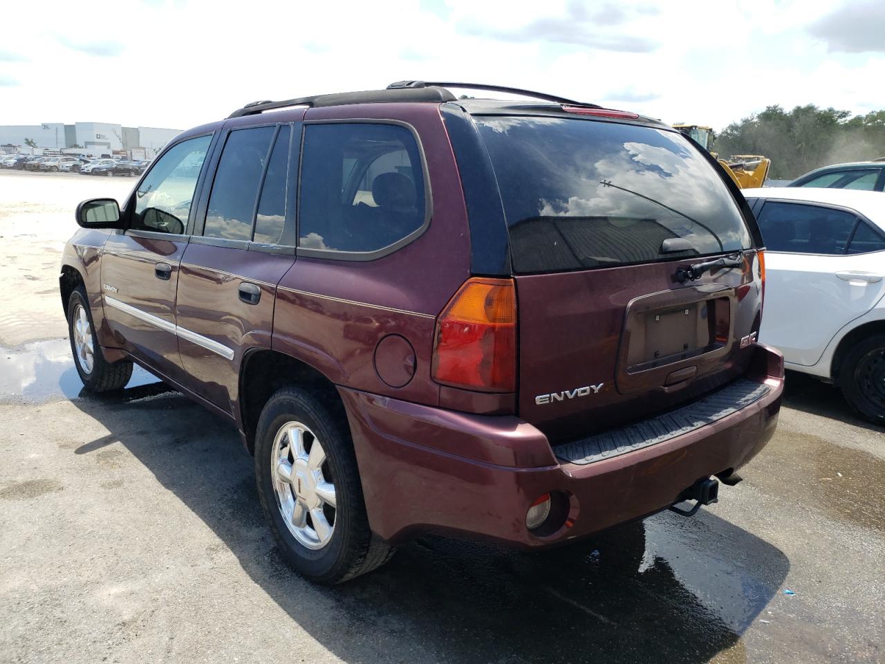 Photo 16 from auction – 2006 GMC ENVOY with VIN 1GKDS13S862174379