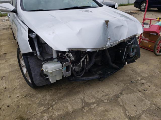 Photo 9 from auction – 2013 HYUNDAI SONATA SE with VIN 5NPEC4AC8DH610993