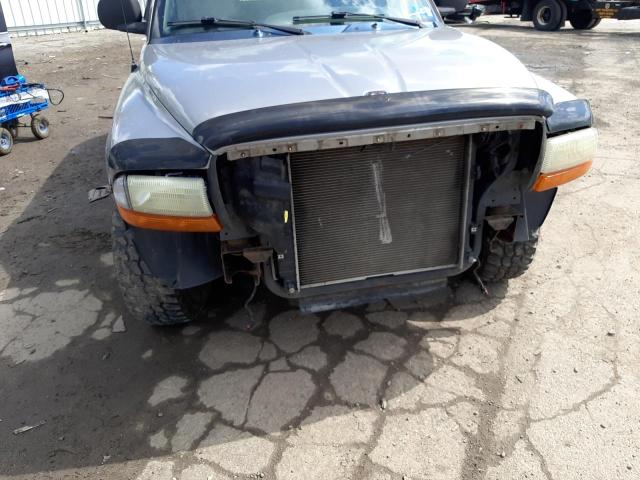 Photo 9 from auction – 2000 DODGE DURANGO with VIN 1B4HS28N8YF186076