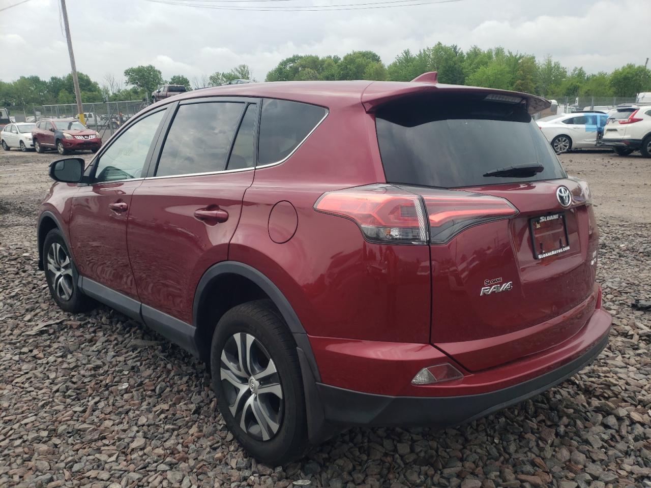 Photo 3 from auction – 2018 TOYOTA RAV4 LE with VIN 2T3BFREV5JW838327