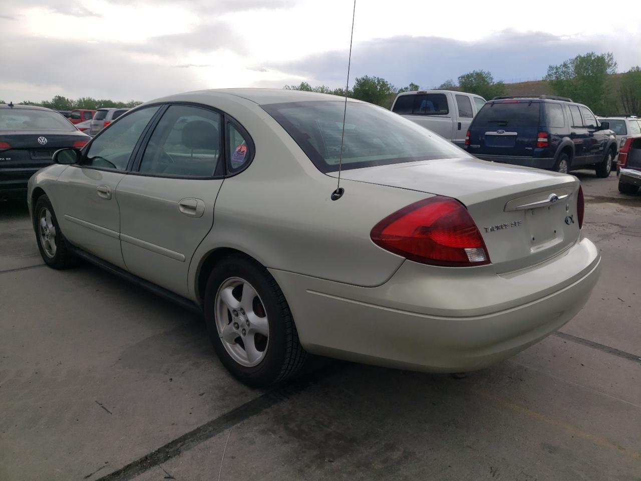 Photo 3 from auction – 2003 FORD TAURUS SES with VIN 1FAFP55223G204992