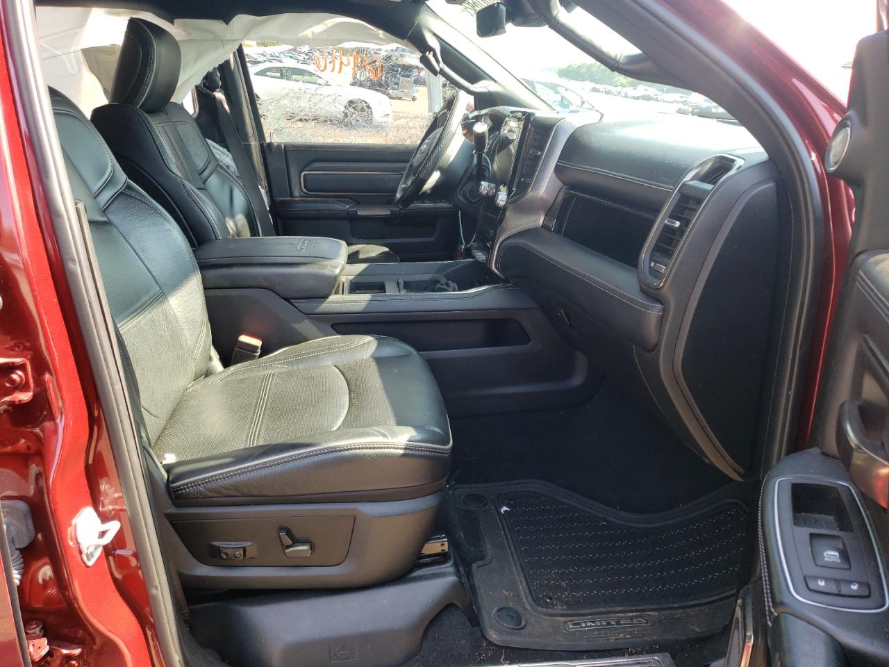 Photo 5 from auction – 2019 RAM 3500 LIMIT with VIN 3C63RRRL5KG561983