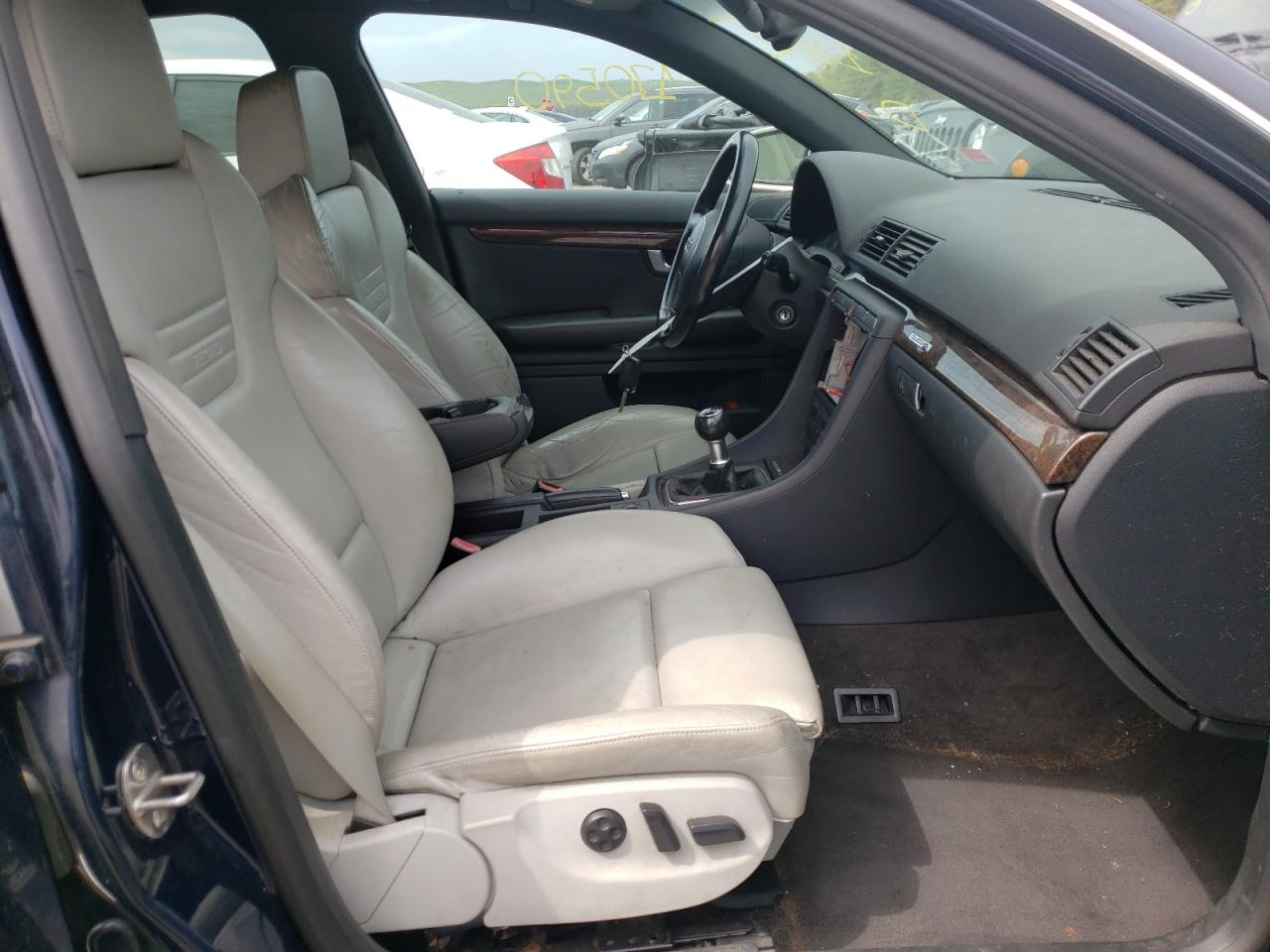 Photo 5 from auction – 2004 AUDI S4 with VIN WAUPL68E44A178242