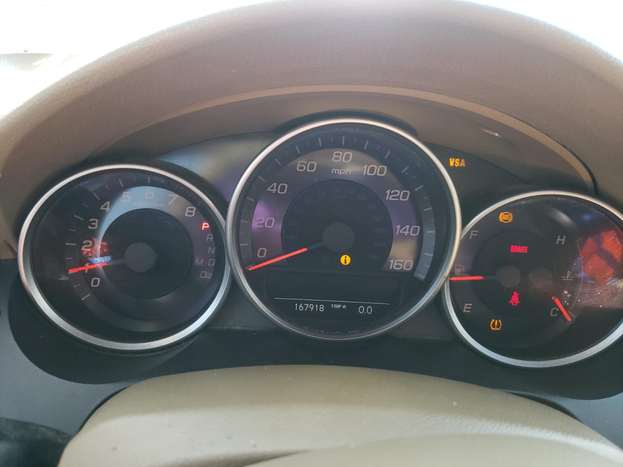 Photo 8 from auction – 2005 ACURA RL with VIN JH4KB16505C019390