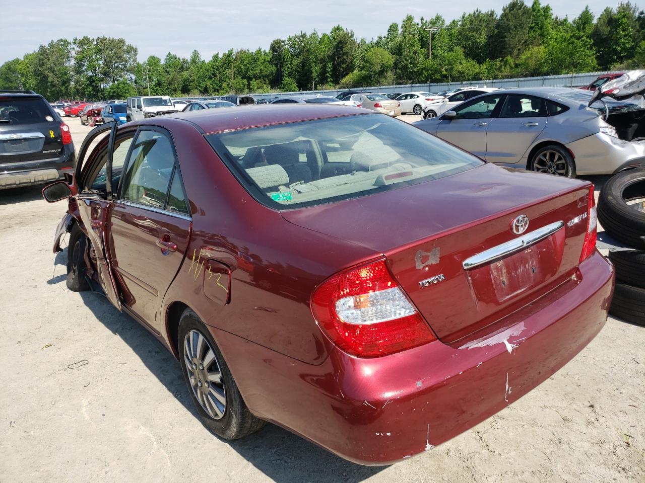 Photo 3 from auction – 2003 TOYOTA CAMRY LE with VIN 4T1BE32K83U252968