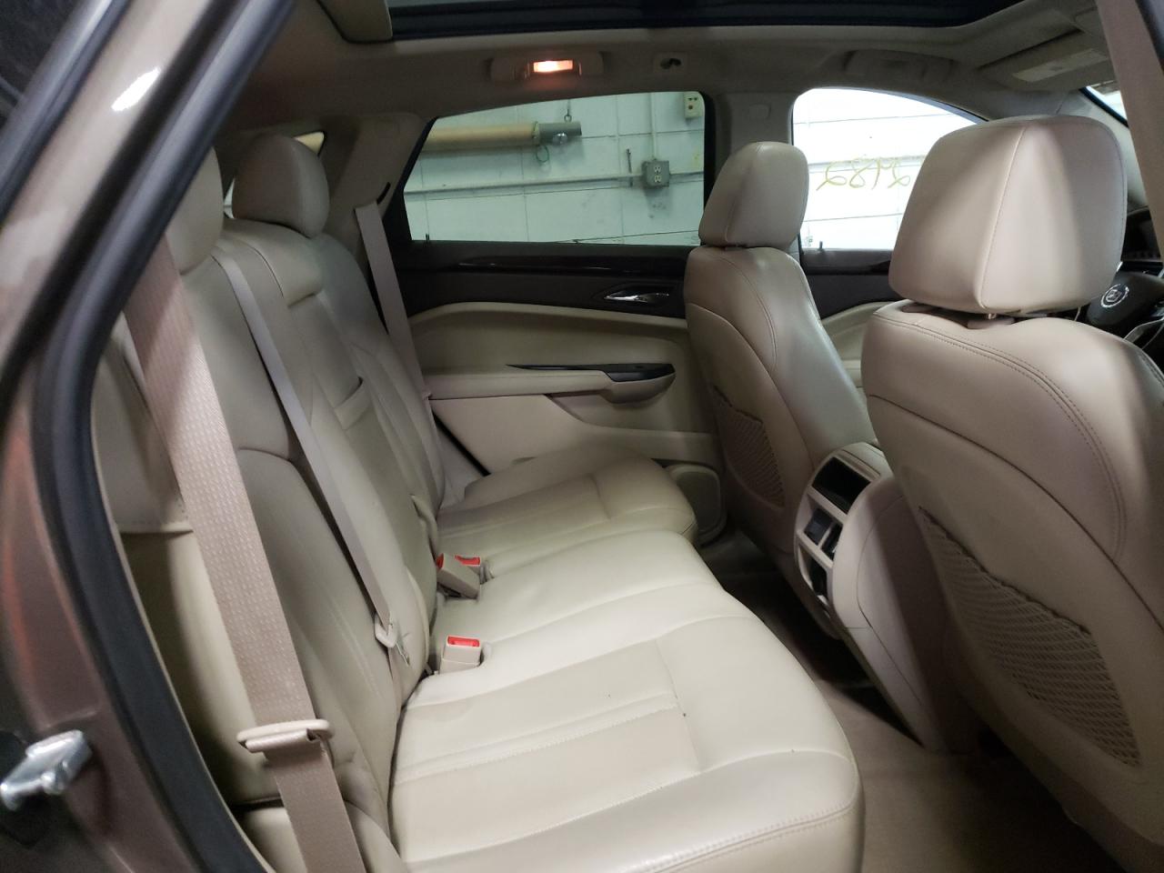 Photo 6 from auction – 2014 CADILLAC SRX LUXURY with VIN 3GYFNEE3XES566527