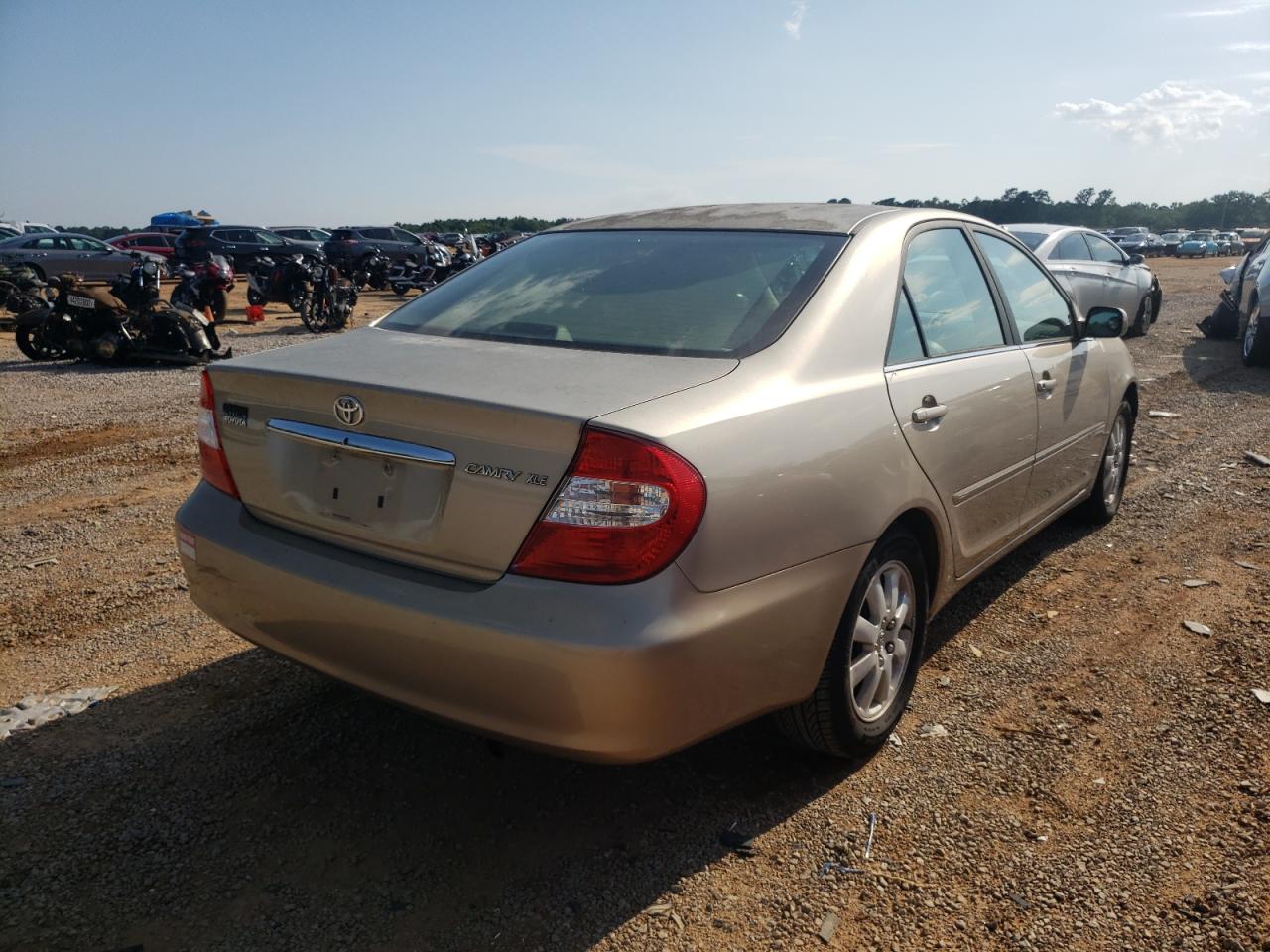 Photo 4 from auction – 2003 TOYOTA CAMRY LE with VIN 4T1BE32K53U257240