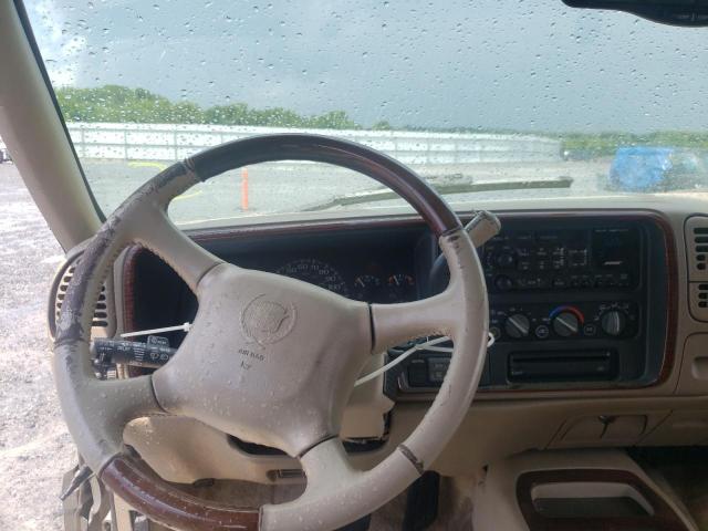 Photo 9 from auction – 2000 CADILLAC ESCALADE with VIN 1GYEK13R7YR129838