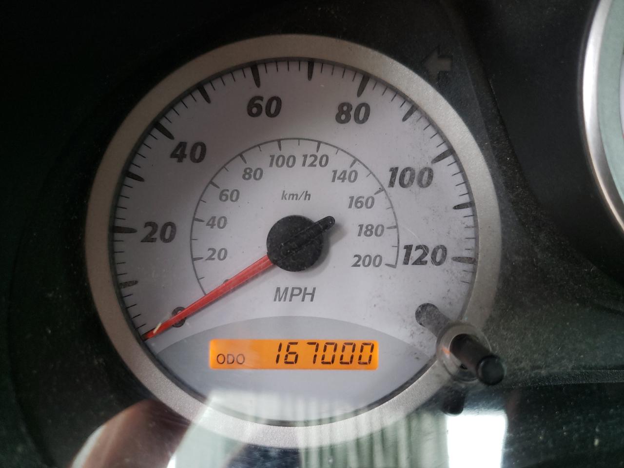 Photo 8 from auction – 2004 TOYOTA RAV4 with VIN JTEGD20V440042358