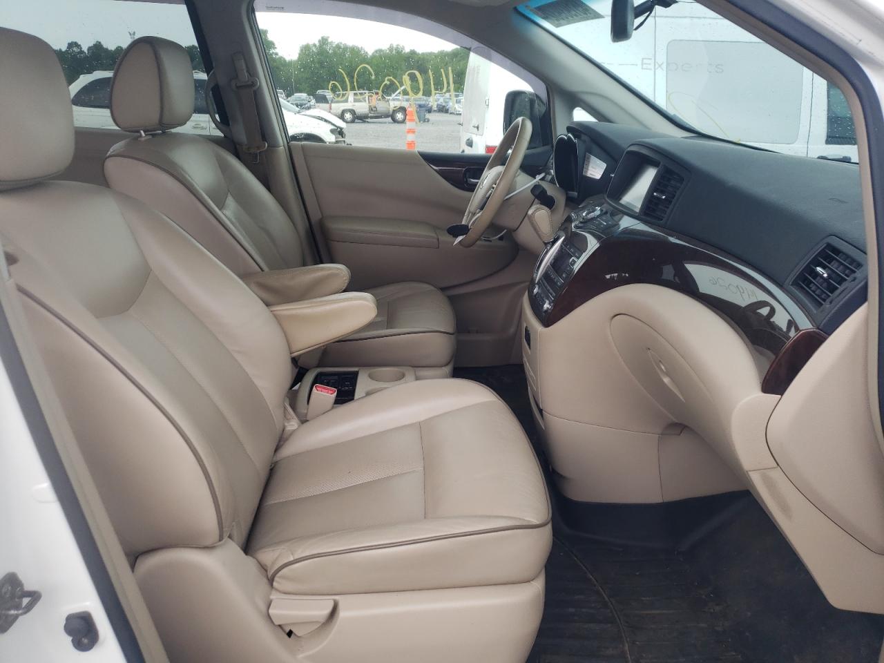 Photo 5 from auction – 2013 NISSAN QUEST S with VIN JN8AE2KP4D9070196