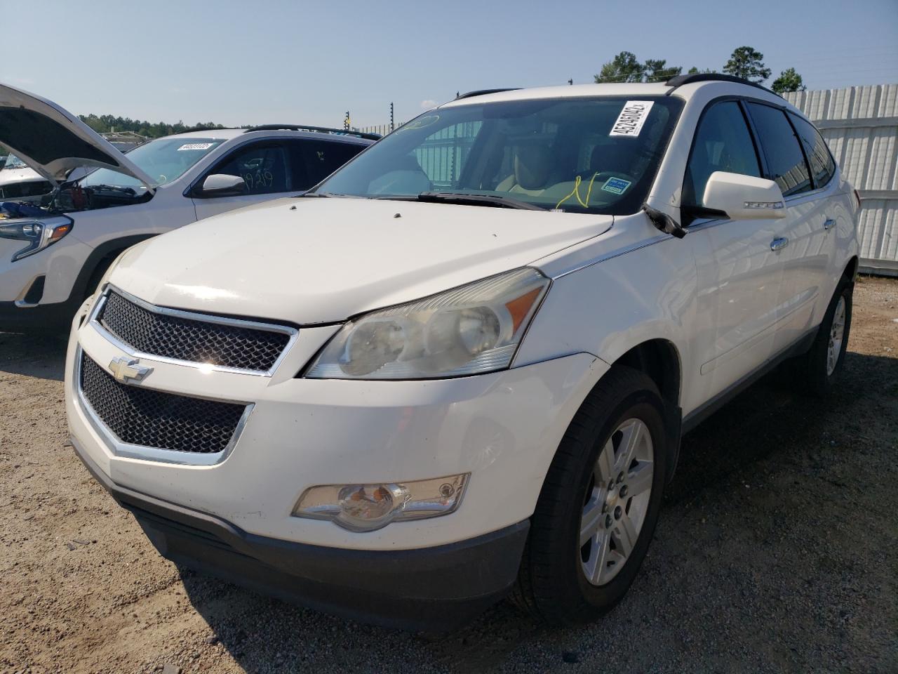 Photo 9 from auction – 2011 CHEVROLET TRAVERSE L with VIN 1GNKRJED6BJ232798