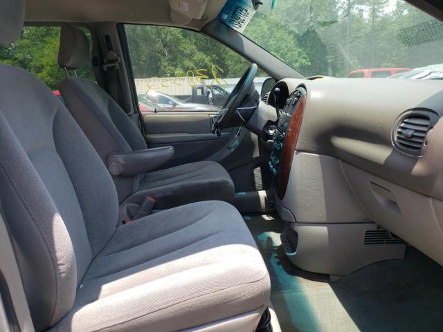 Photo 7 from auction – 2002 CHRYSLER TOWN AND C with VIN 2C4GP74L52R661135