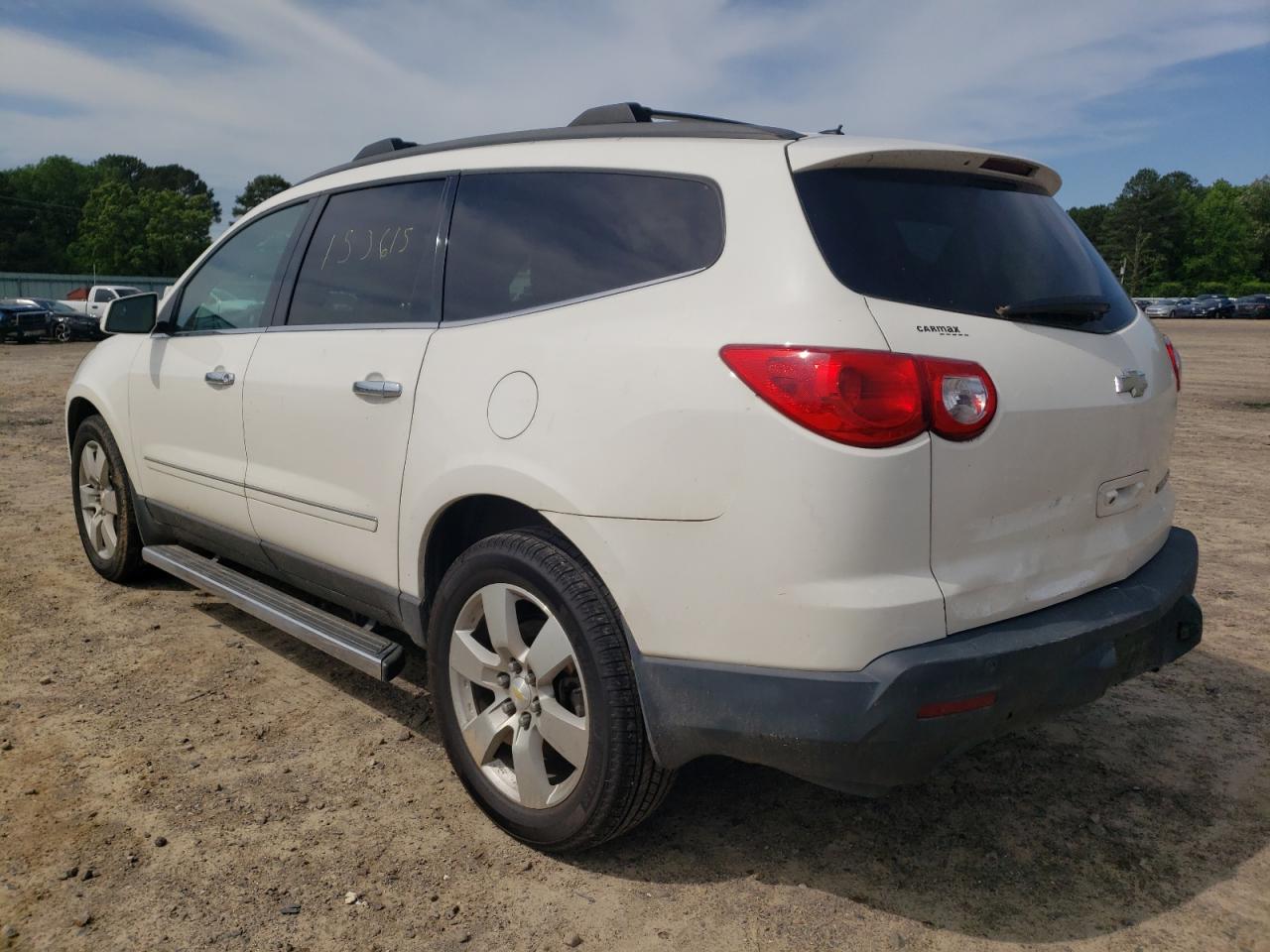 Photo 3 from auction – 2012 CHEVROLET TRAVERSE L with VIN 1GNKRLED1CJ139507