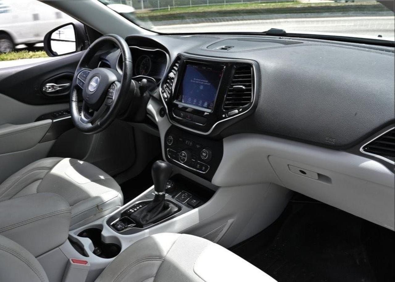Photo 9 from auction – 2019 JEEP CHEROKEE L with VIN 1C4PJMDX0KD295123