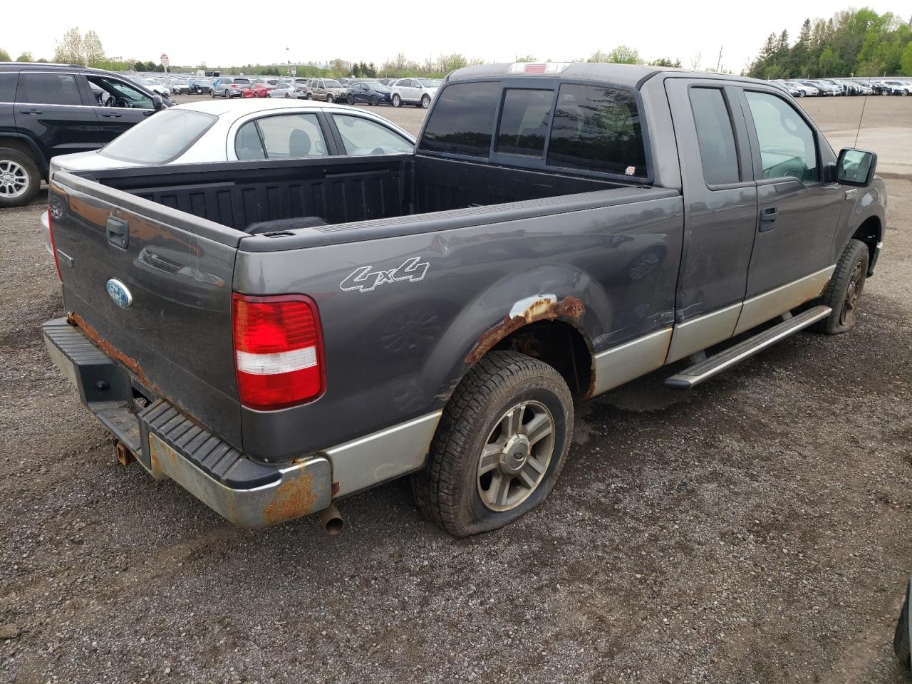 Photo 17 from auction – 2007 FORD F150 with VIN 1FTRX14W57FA20923