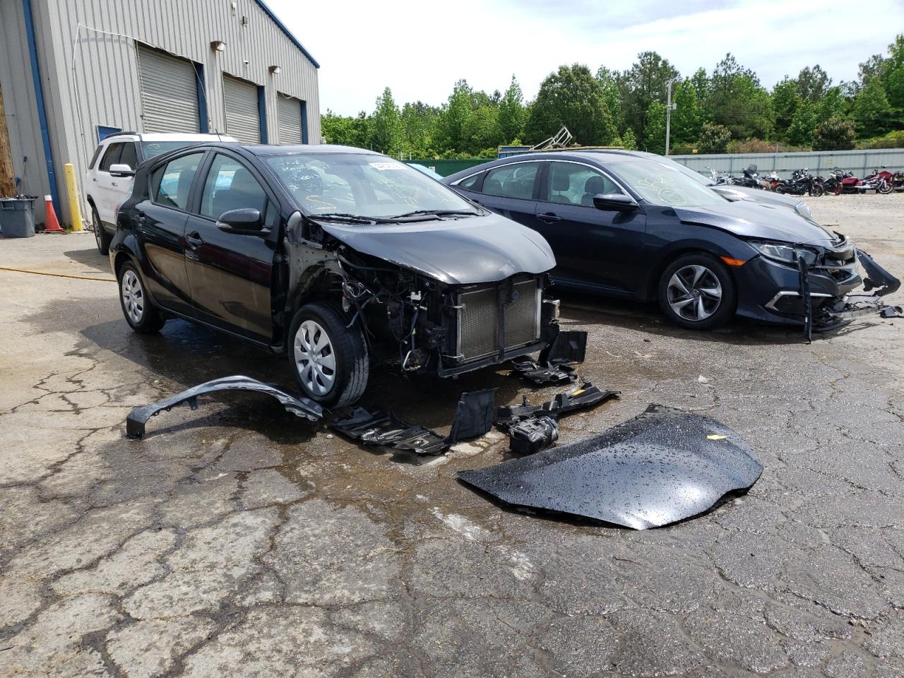 TOYOTA PRIUS C 2013 with VIN JTDKDTB37D1554383 - Photo from auction