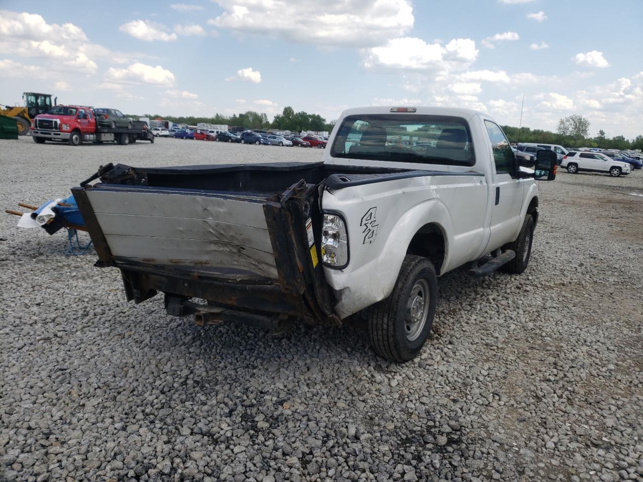 Photo 4 from auction – 2014 FORD F250 SUPER with VIN 1FTBF2B64EEA93619