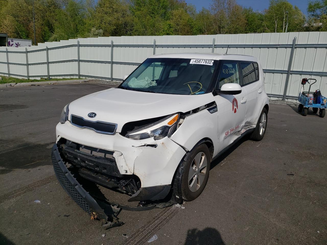Photo 2 from auction – 2015 KIA SOUL with VIN KNDJN2A20F7205593