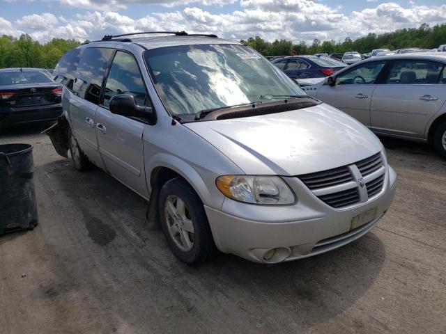 DODGE CARAVAN 2005 with VIN 2D4GP44L95R581133 - Photo from auction