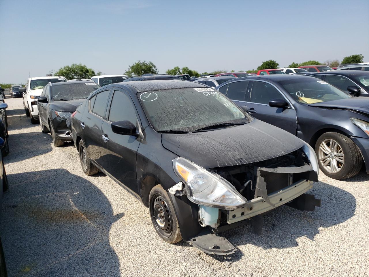 NISSAN VERSA S 2019 with VIN 3N1CN7AP2KL845881 - Photo from auction