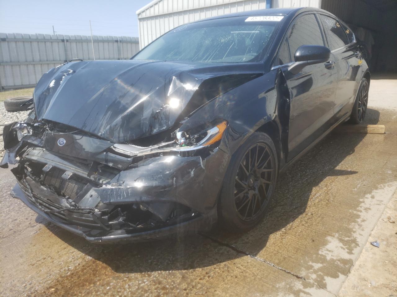 Photo 2 from auction – 2018 FORD FUSION SE with VIN 3FA6P0HD6JR258981