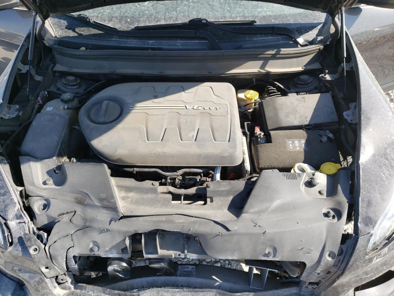 Photo 7 from auction – 2015 JEEP CHEROKEE L with VIN 1C4PJLCS0FW539721