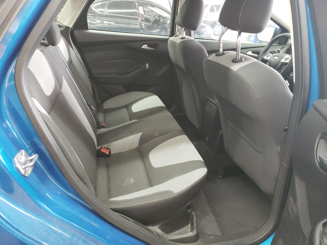 Photo 6 from auction – 2012 FORD FOCUS SE with VIN 1FAHP3F22CL109934