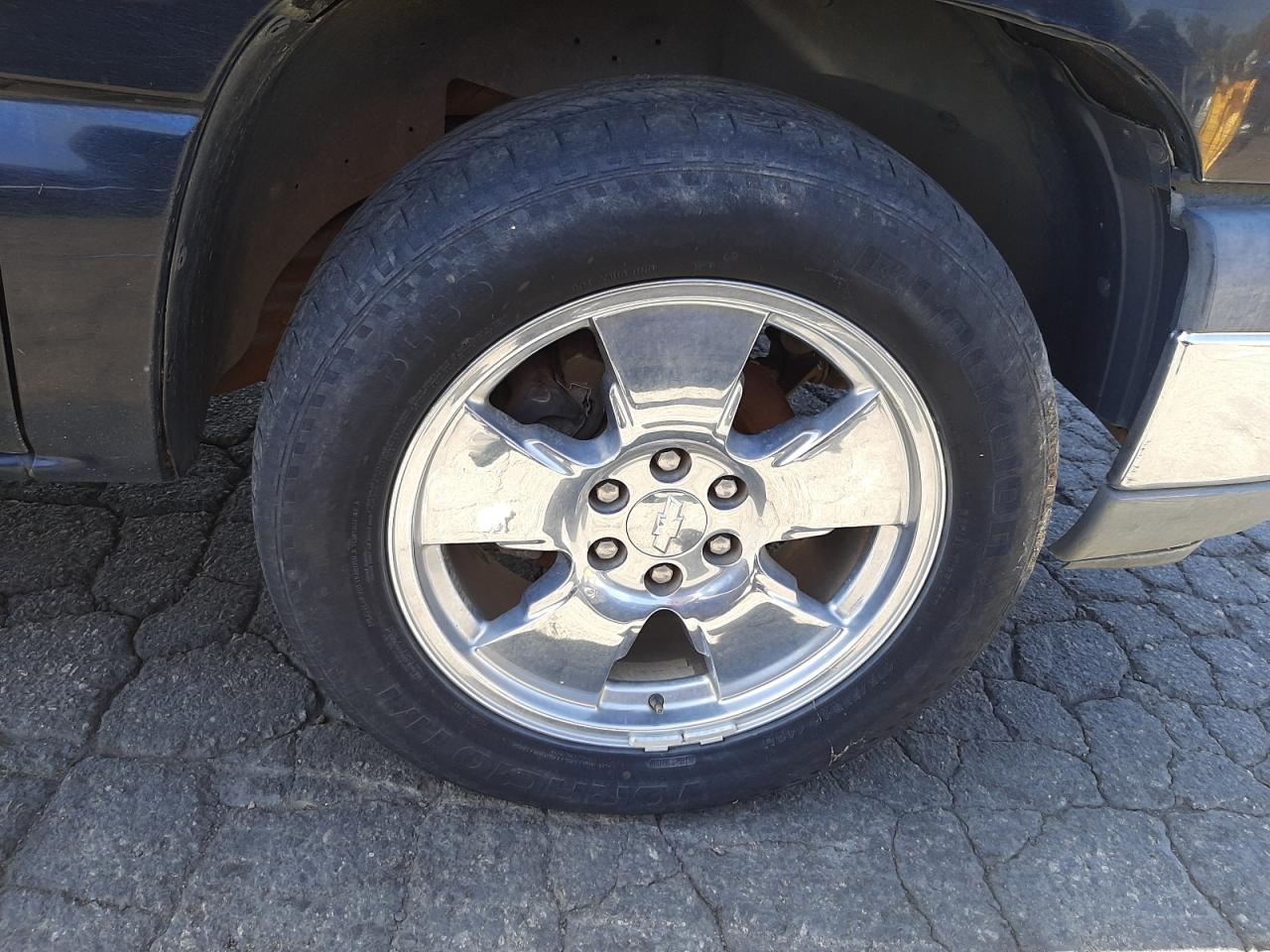 Photo 9 from auction – 2005 CHEVROLET SILVERADO with VIN 2GCEC19T451250871