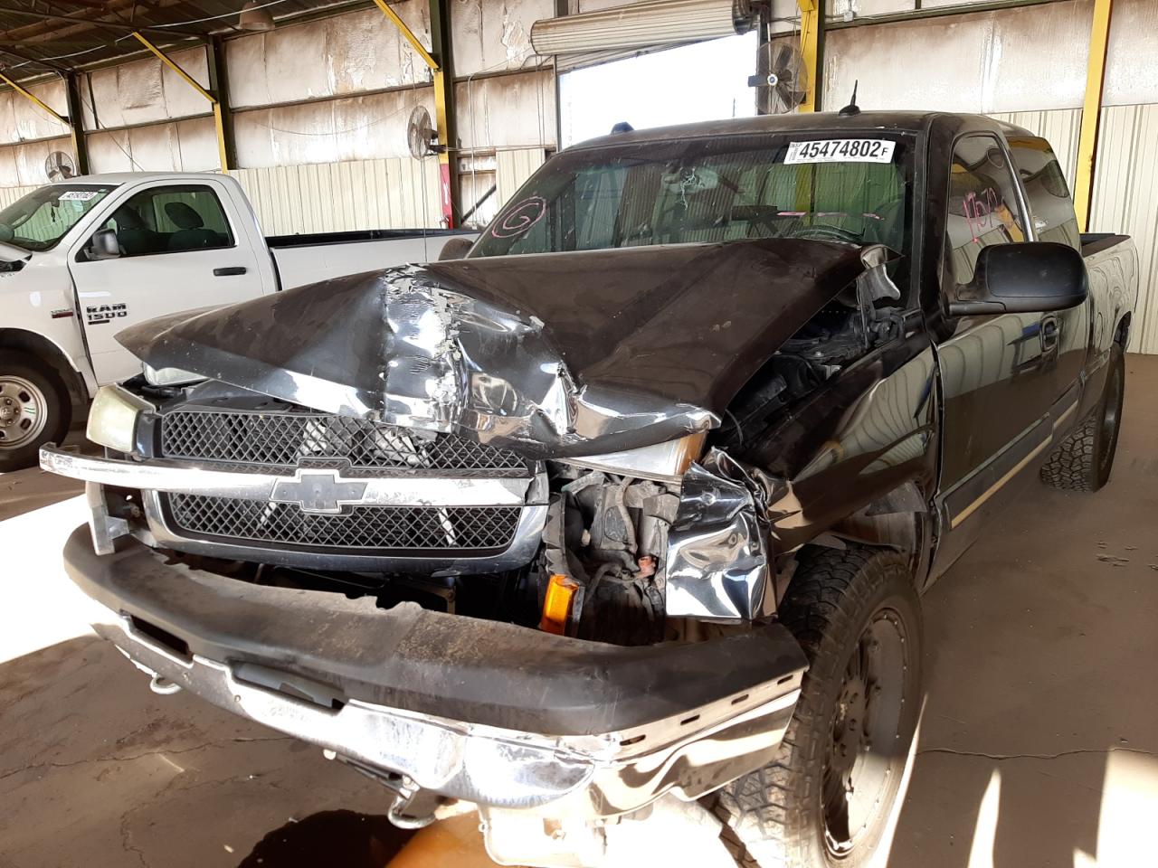 Photo 9 from auction – 2004 CHEVROLET SILVERADO with VIN 2GCEC19T641231706