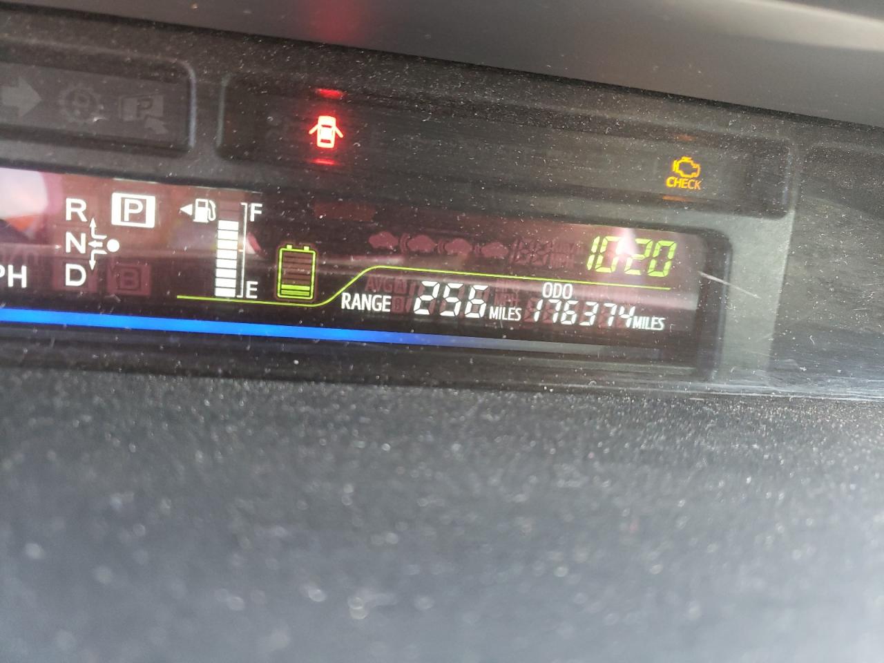 Photo 8 from auction – 2014 TOYOTA PRIUS V with VIN JTDZN3EU0EJ000362