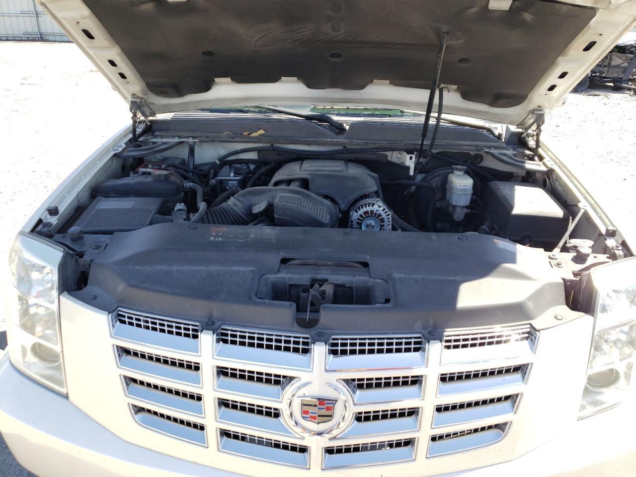 Photo 7 from auction – 2012 CADILLAC ESCALADE E with VIN 3GYT4NEF0CG132763