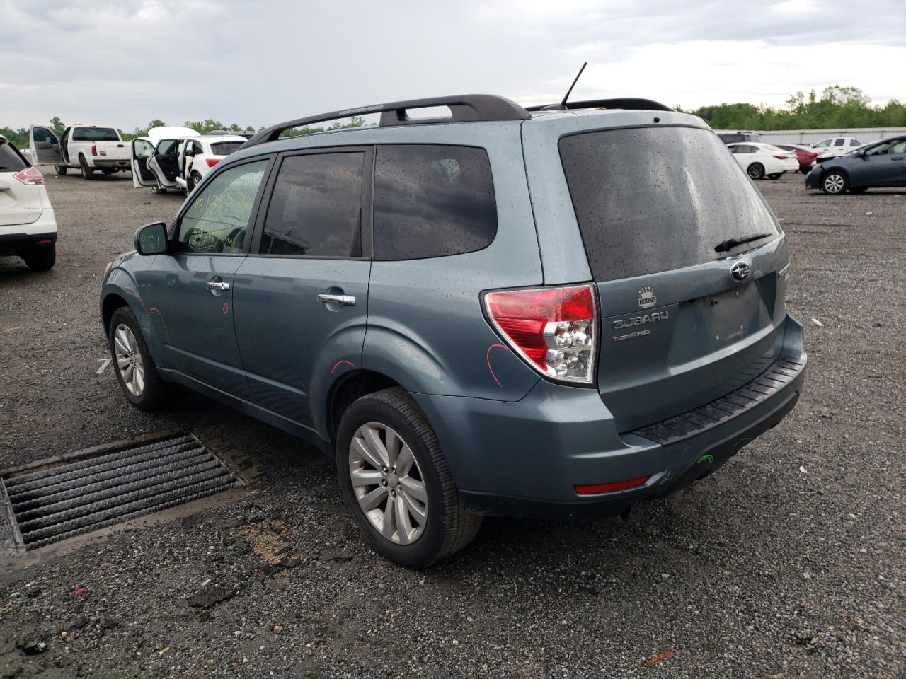 Photo 3 from auction – 2011 SUBARU FORESTER L with VIN JF2SHAEC9BH738587