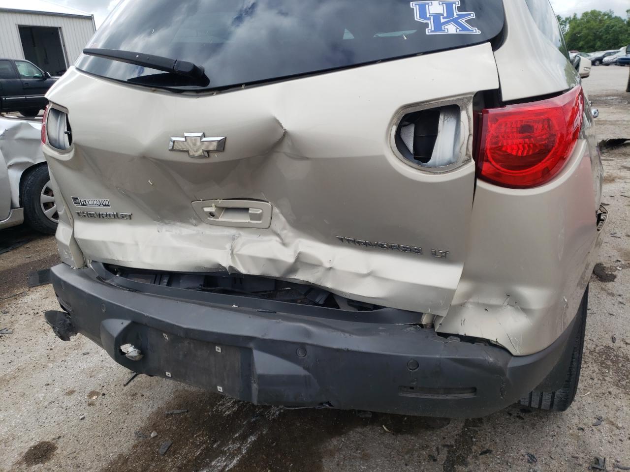 Photo 9 from auction – 2009 CHEVROLET TRAVERSE L with VIN 1GNER23D19S180331